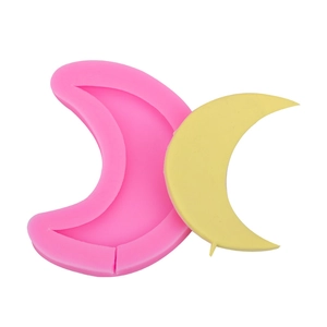 Stampo in silicone per lecca lecca a forma di luna con decorazione gialla inclusa