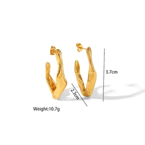 Golden irregular geometric C-shaped stainless steel earrings with hammer finish texture