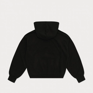 Detailansicht der Rückseite eines schwarzen Baumwoll-Hoodies mit großer Kapuze
