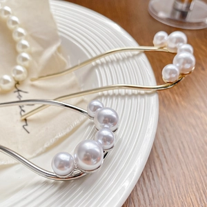 Épingles à cheveux en U élégantes avec perles blanches en or et argent pour chignons