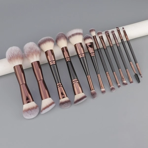 Set of 12 double-ended makeup brushes with brown synthetic bristles and black handles