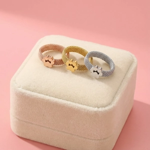 Stylish stainless steel mesh rings with cat paw charms in rose gold, gold and silver