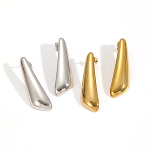 Polished stainless steel water drop stud earrings in gold and silver finishes