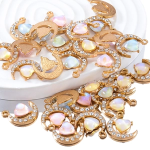 Golden 19mm moon and iridescent heart pendant with rhinestones for DIY jewelry