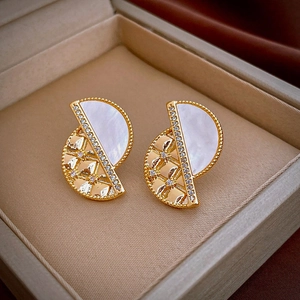 French vintage semi-circle mother-of-pearl earrings with quilted gold finish and zircons