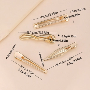Detailed size and weight specs for four gold-plated metal hair clip styles on beige background