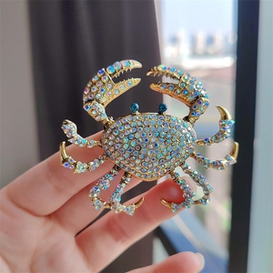Luxury gold crab brooch pin fully paved with colorful AB rhinestones for coat