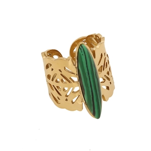 Vintage gold stainless steel ring featuring a green malachite stone with hollow band design