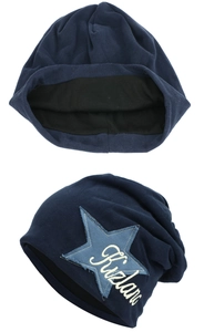 Berretto blu navy stile slouchy con toppa a stella in denim e ricamo dettagliato