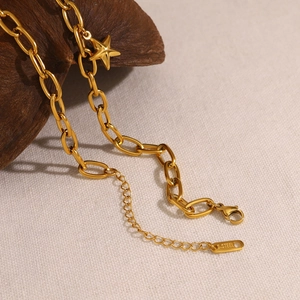 Gold-plated stainless steel starfish necklace featuring a chunky link chain design