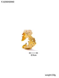 Detail view of a gold leaf ring with textured veins measuring 0.9cm wide and 2.8g