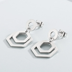 Boucles d'oreilles minimalistes hexagonales à double couche en acier brossé