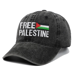 Verwaschene Baumwoll-Basecap in Anthrazit mit Free Palestine Stickerei und Flaggen-Detail