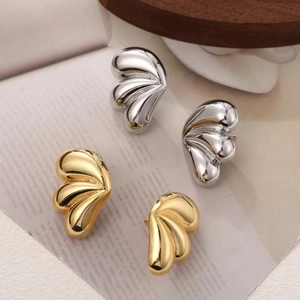 Minimalist 18k gold plated and silver stainless steel teardrop stud earrings for women