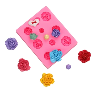 Rosa Silikonform für 3D-Rosen und Herzen zur Dekoration von Fondant und Schokolade