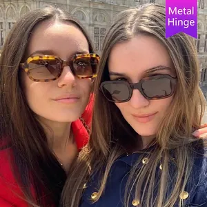 Retro square frame sunglasses for men and women featuring durable metal hinges