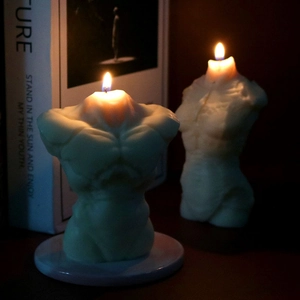 Künstlerische Duftkerzen in Torso-Form für Männer und Frauen aus weißem Silikonwachs