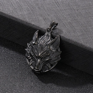 Punk style stainless steel wolf head pendant necklace for men in dark metal finish
