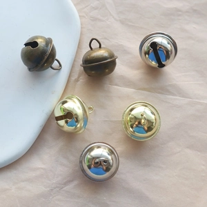 Clochettes en métal 22mm assorties en bronze, or et argent pour colliers d'animaux et loisirs