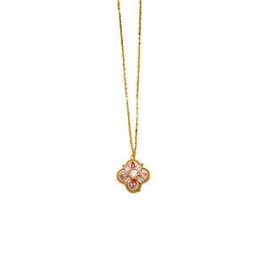 Elegante Goldhalskette mit vierblättrigem Kleeblatt-Anhänger aus Perlen und rosa Steinen