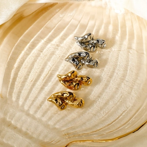 Minimalist lava-style drop earrings in polished gold and silver finishes for women