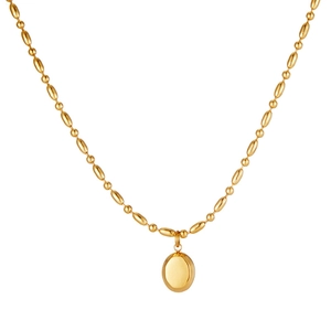 Collier à grains de riz en acier plaqué or 18K avec un pendentif ovale poli géométrique