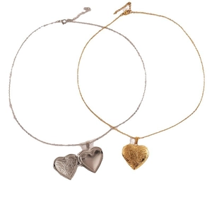 Collier médaillon cœur vintage en or et argent avec gravure de fleurs en relief