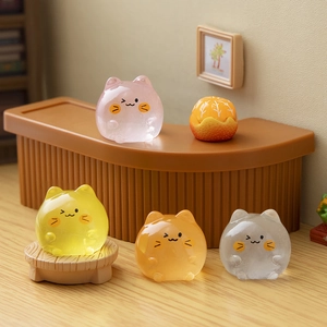 Luminous Cat Miniature Figurines Resin Glow In The Dark Cute Expression For DIY Micro Landscape Home Desktop Decor