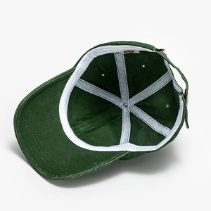 Cappellino da baseball vintage in cotone lavato verde scuro con dettagli interni