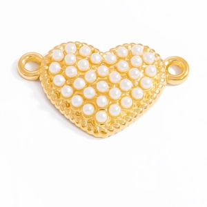 Pendentif coeur doré avec perles nacrées et deux anneaux pour création de bijoux