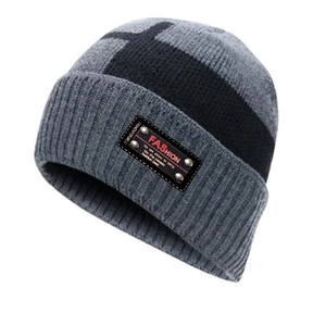 Winter knitted beanie with fleece lining, dark grey stripes, and fashion logo patch