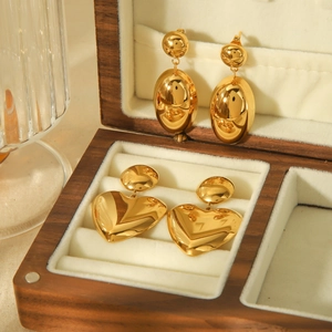 Boucles D'oreilles Pendantes Cœur Oval Plaqué Or 18K Acier Inoxydable Bijoux De Mode Géométriques Pour Femmes