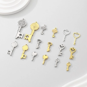 Schlüsselanhänger Edelstahl Charms Für DIY Schmuckherstellung Herz St Benedikt Medaille Form Vintage Zubehör