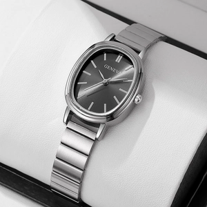 Women Fashion Analog Watch Oval Dial Alloy Metal Link Strap Elegant Vintage Style Minimalist Wristwatch Ladies Timepiece