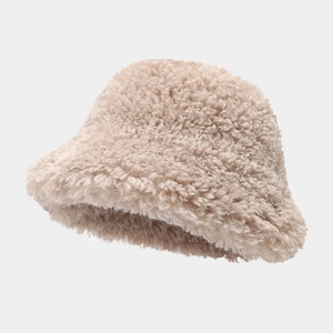 Cappello a secchiello invernale da donna in morbido pile beige caldo e alla moda