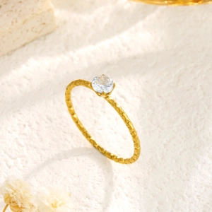 Minimalist Hammered Texture Ring With Single Round Zircon 18K Gold Plated Titanium Steel Jewelry For Women
