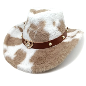 Plüsch Western-Cowboyhut mit Kuhmuster, braunem Perlenband und Herz-Strass-Schnalle