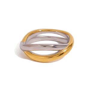 Two-tone 18K gold and silver stainless steel intertwined geometric band ring in sleek design