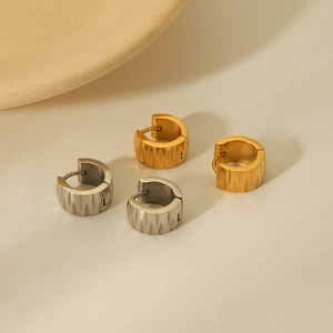 18K gold and silver plated stainless steel chunky hoop earrings with vertical grooves