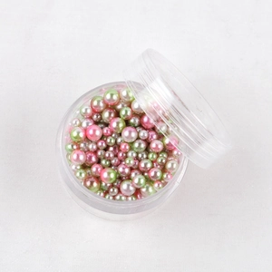 Perle finte colorate da 3-5mm in dimensioni miste in contenitore trasparente per hobby creativi