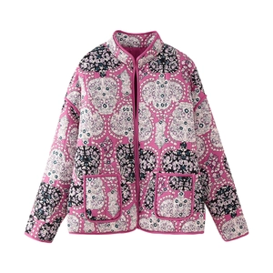 Vintage floral quilted jacket with stand collar and long sleeves in pink and purple