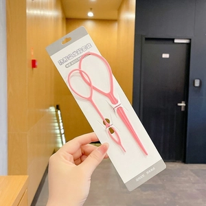 Pink plastic hair loop tool set in large and small sizes with card packaging