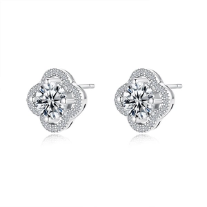 Elegant S925 silver four-leaf clover moissanite stud earrings with brilliant halo setting