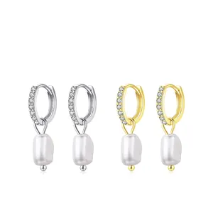Baroque pearl hoop earrings with crystal pavé in gold and silver plating