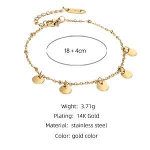 Dettaglio del bracciale in acciaio inossidabile placcato oro 14K con misura 18+4cm e peso 3,71g