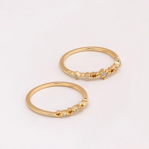 Vintage style S925 sterling silver opal ring set with gold plating and cubic zirconia