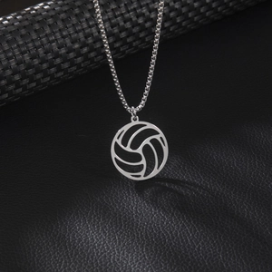 Collier avec pendentif volleyball argenté ajouré pour sportifs sur fond de cuir noir
