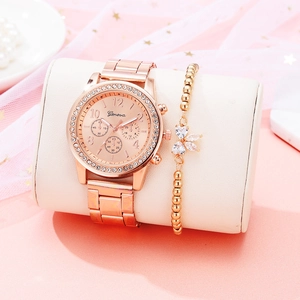 Coffret montre et bracelet papillon en or rose élégant avec lunette en cristaux brillants