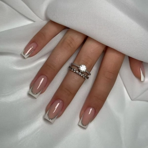 French Press On Nails Minimalist Nude Pink With White Tips Silver Glitter Line ABS Plastic Artificial Finger Nails