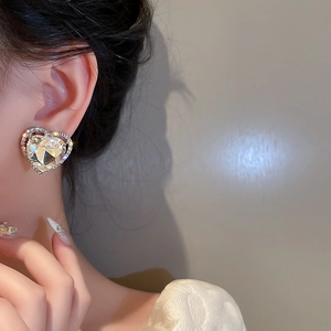 Heart Shaped Clip On Earrings For Non Pierced Ears Alloy Silver Tone Dazzling Rhinestone Crystal Fashion Elegant Jewelry Women
